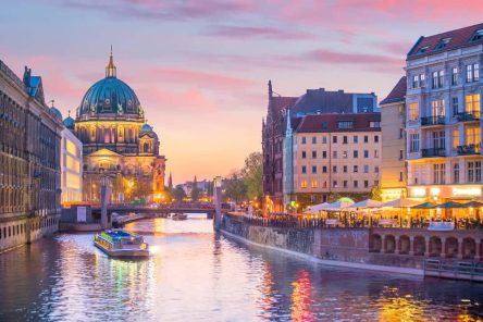 berlin-skyline-with-berlin-cathedral-berliner-dom-spree-river-sunset-twilight-germany