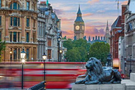 london-trafalgar-square-lion-big-ben (1)